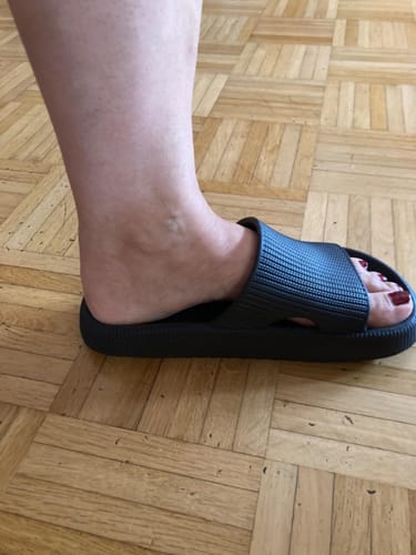 Customer photo review of Minasa Hausschuhe für schmerzfreie Füße