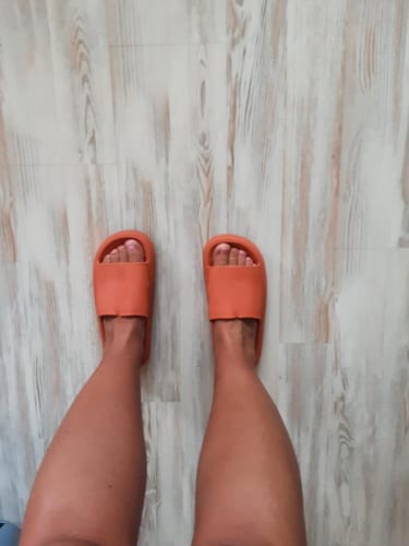 Customer photo review of Minasa Hausschuhe für schmerzfreie Füße