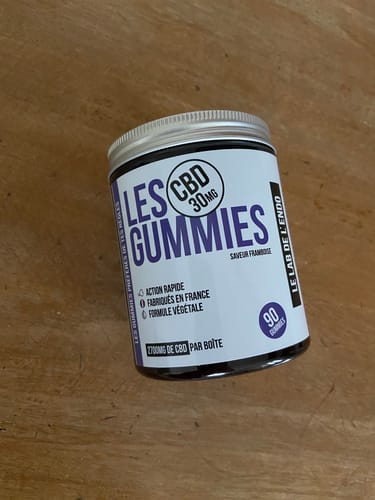 Customer photo review of Gummies Premium CBD - 2700MG