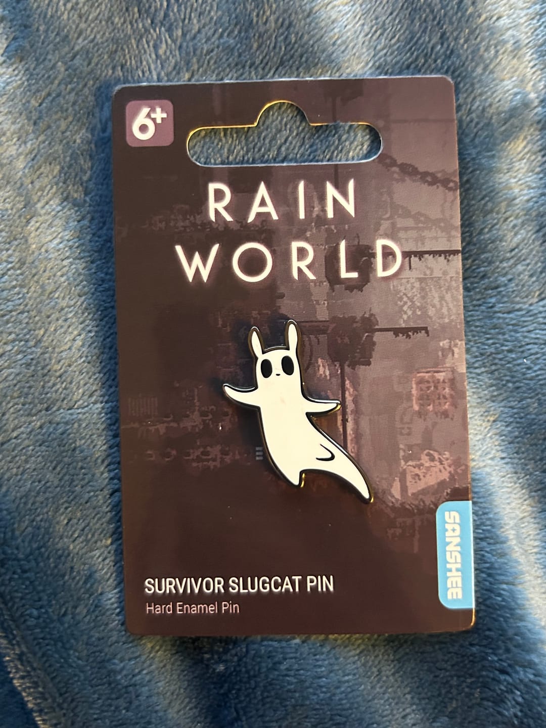 Customer photo review of Rain World - Slugcat Pin