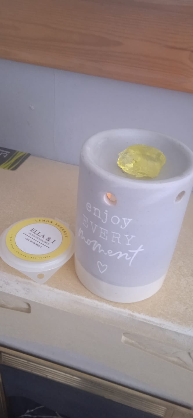 Customer photo review of Lemon Sherbet Gel Melt