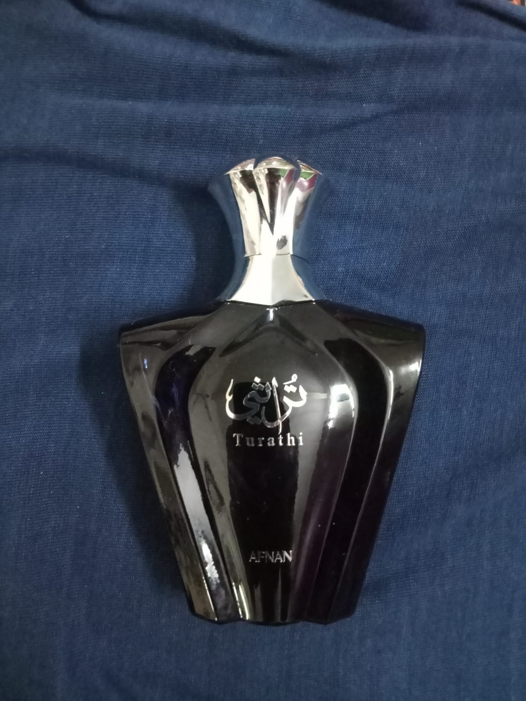 Customer photo review of Afnan Turathi Blue Eau De Parfum For Men