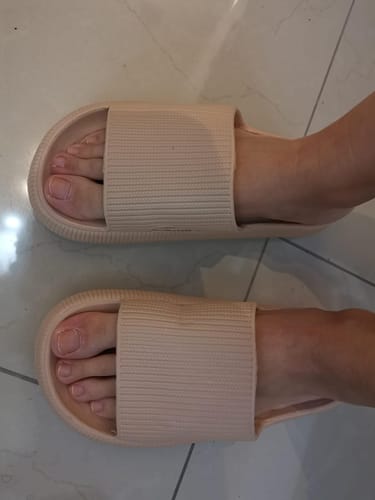 Customer photo review of Minasa Hausschuhe für schmerzfreie Füße