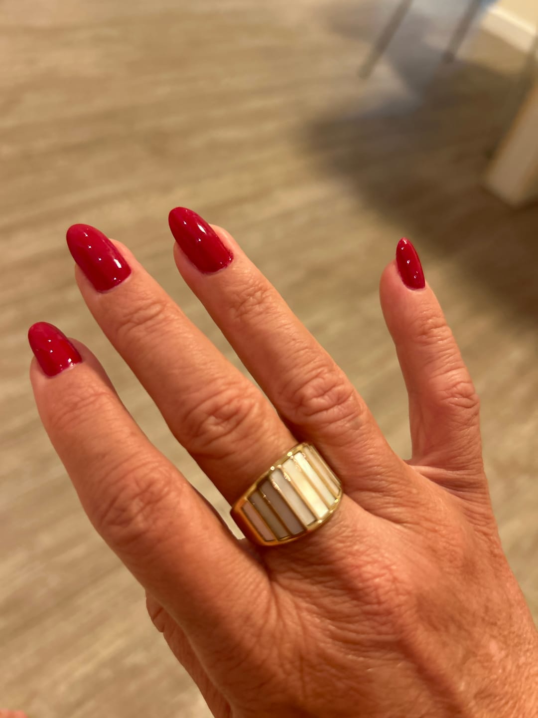 Customer photo review of Anel Coliseu Banhado em Ouro 18k