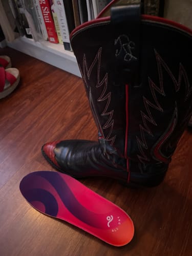 Customer photo review of Move All Day Comfort Casual Insoles