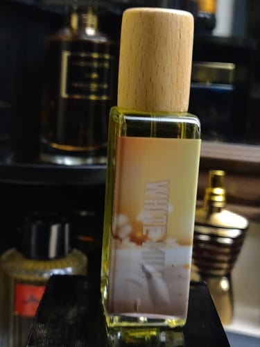 Customer photo review of White Milk