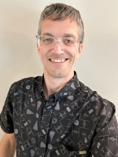 Customer photo review of Star Wars™ "Grand Moff Couch" – KUNUFLEX Short Sleeve Shirt