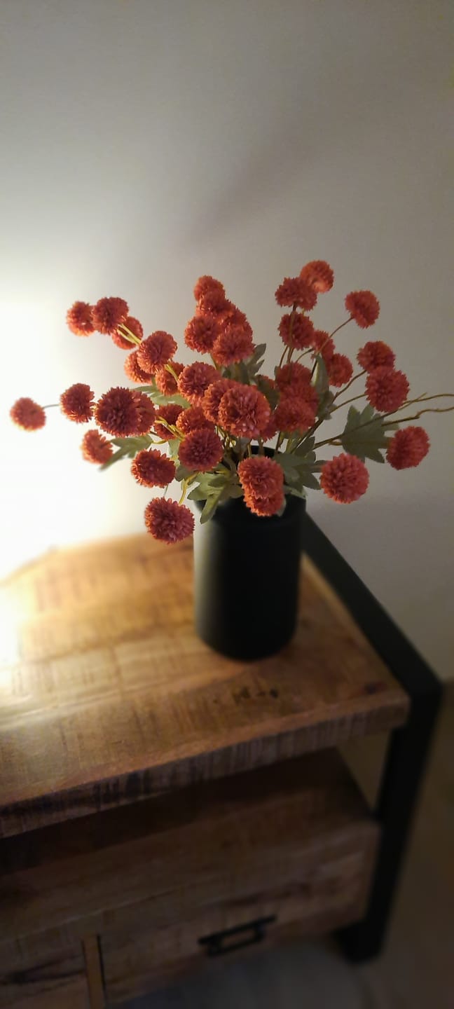 Customer photo review of Zijden Kiku Bloemen - Omber