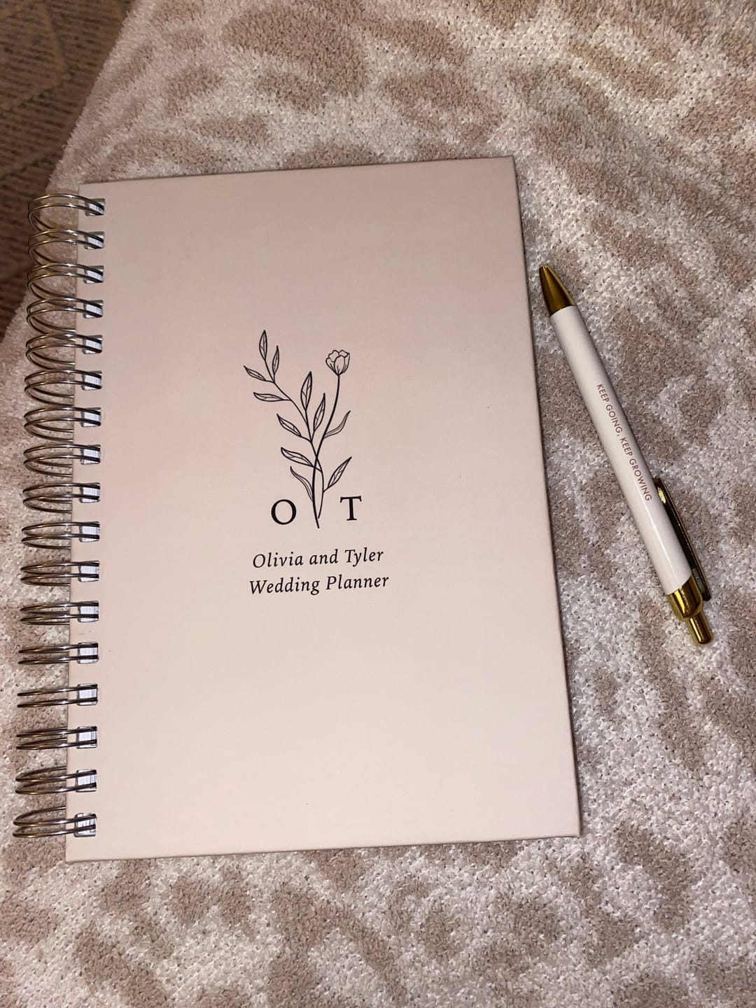 Customer photo review of Monogram Bouquet Wedding Planner