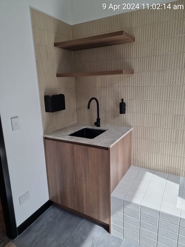 Customer photo review of FOLD Paper Towel Dispenser 150 (2.0)