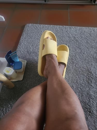 Customer photo review of Minasa Hausschuhe für schmerzfreie Füße