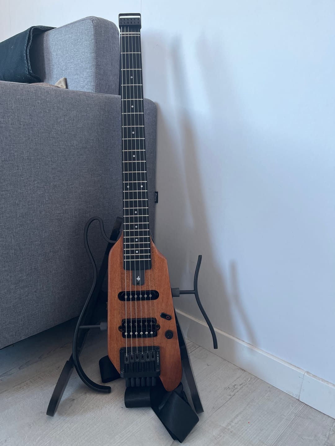 Customer photo review of Donner HUSH-X Guitare électrique guitare de voyage ultra-légère