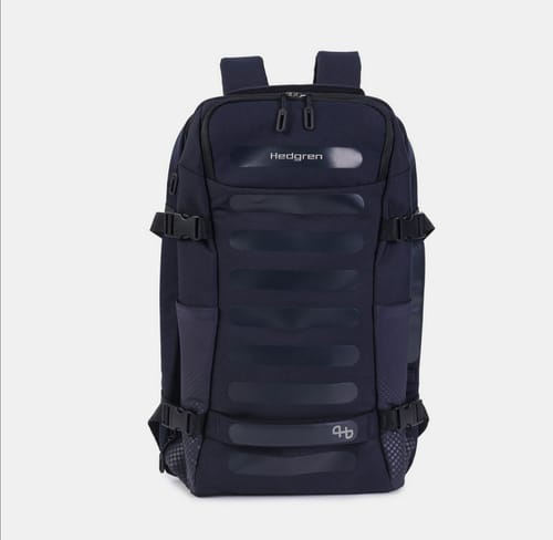 Customer photo review of TRIP L | Travel Backpack L 15.6" + RFID
