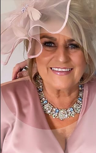 Customer photo review of ASHA Pastel Statement Necklace[Necklace]