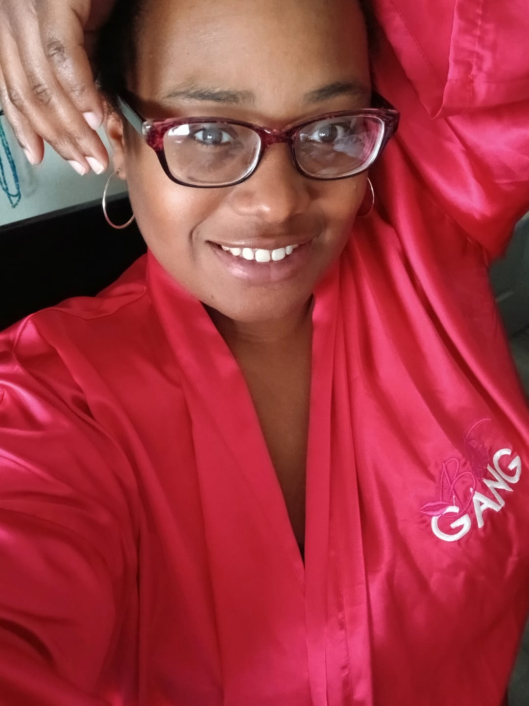 Customer photo review of Red Bg Silk Kimono Robe
