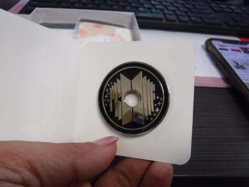 Customer photo review of BTS Anthology CD Magnet Collection Part Two