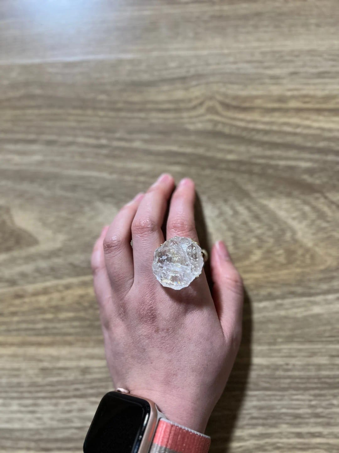 Customer photo review of YYGEM Natural Clear Rough Quartz Druzy Raw Rings Gold Electroplate Resizable Size