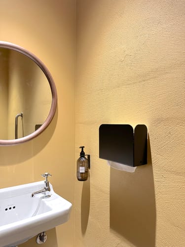 Customer photo review of FOLD Paper Towel Dispenser 150 (2.0)