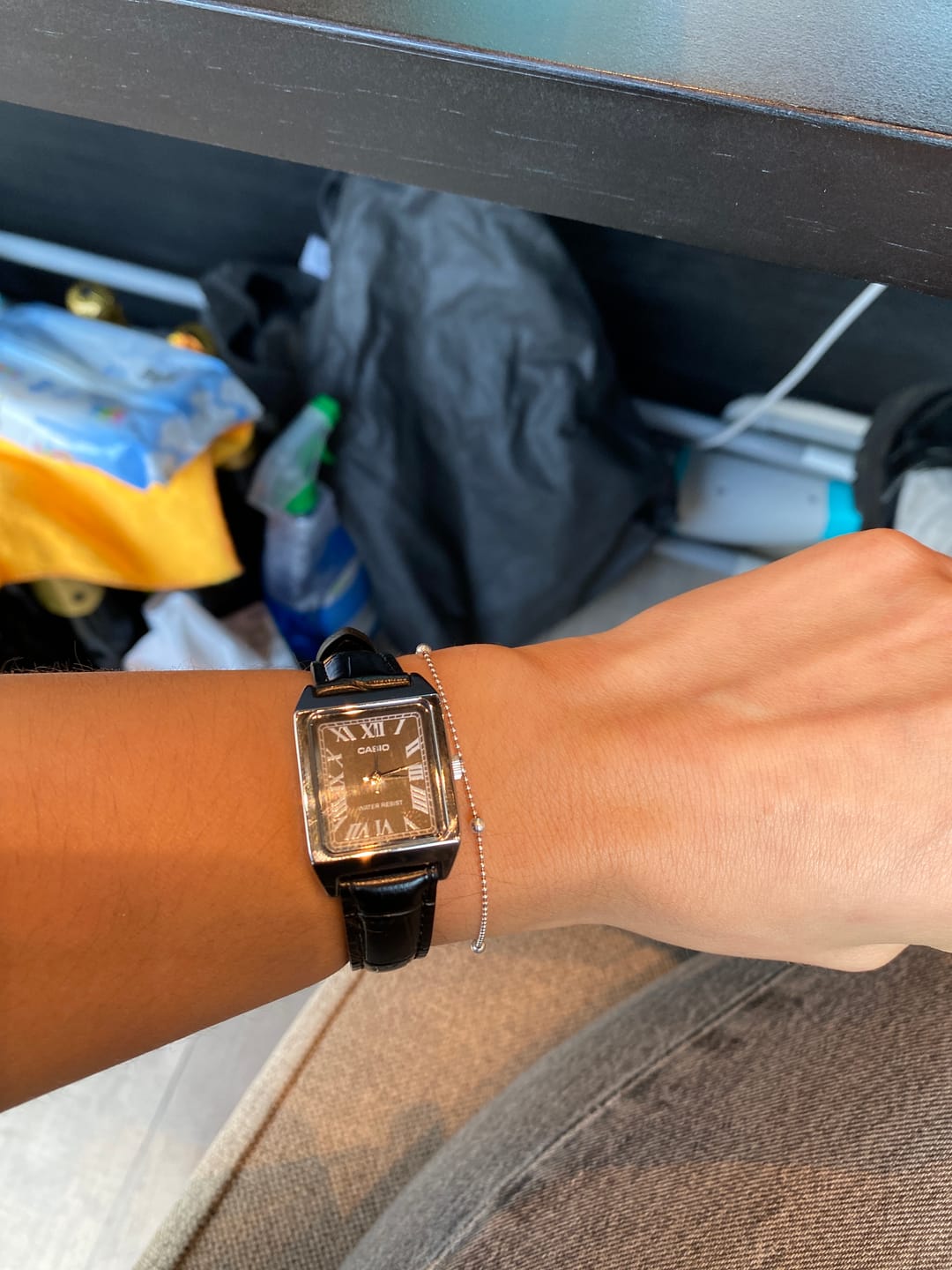 Customer photo review of Reloj Casio Tank Análogo LTP-V007L-1BUDF Cuero Dial Negro