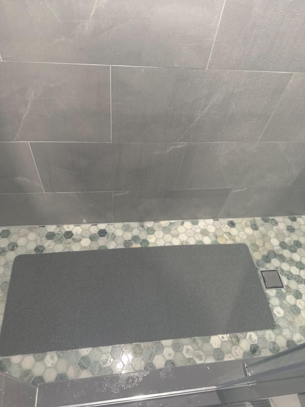 Customer photo review of OZBATH™ Non-Slip Shower Mat - 50% OFF TODAY