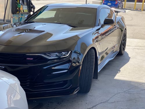 Customer photo review of 6th Gen Camaro Extended Front & Rear Splash Guards