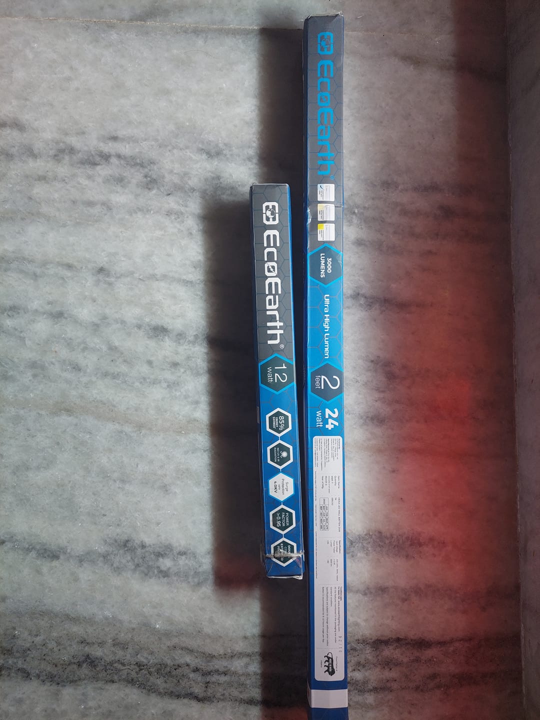 Customer photo review of EcoEarth Hexa Led Wall Batten, India’s First Hexagon-Shaped LED Tube light