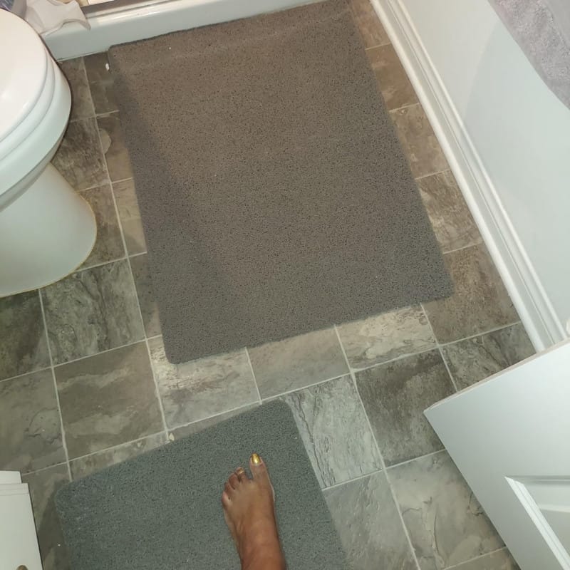 Customer photo review of OZBATH™ Non-Slip Shower Mat - 50% OFF TODAY