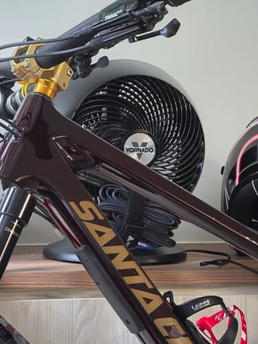 Customer photo review of ^- Voted Best Fan In The World -^    Vornado 660B (Black) 4-Speed Large Circulator