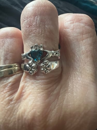 Customer photo review of Paw Hug Ring