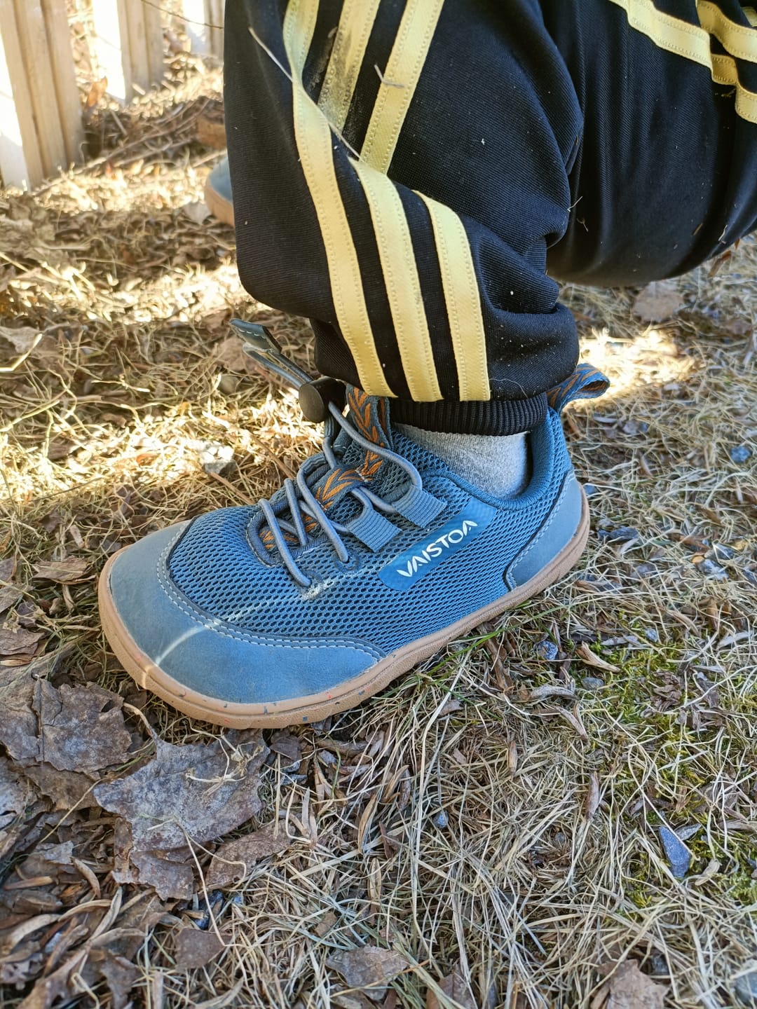 Customer photo review of Vaistoa Kiva lasten paljasjalkatennarit