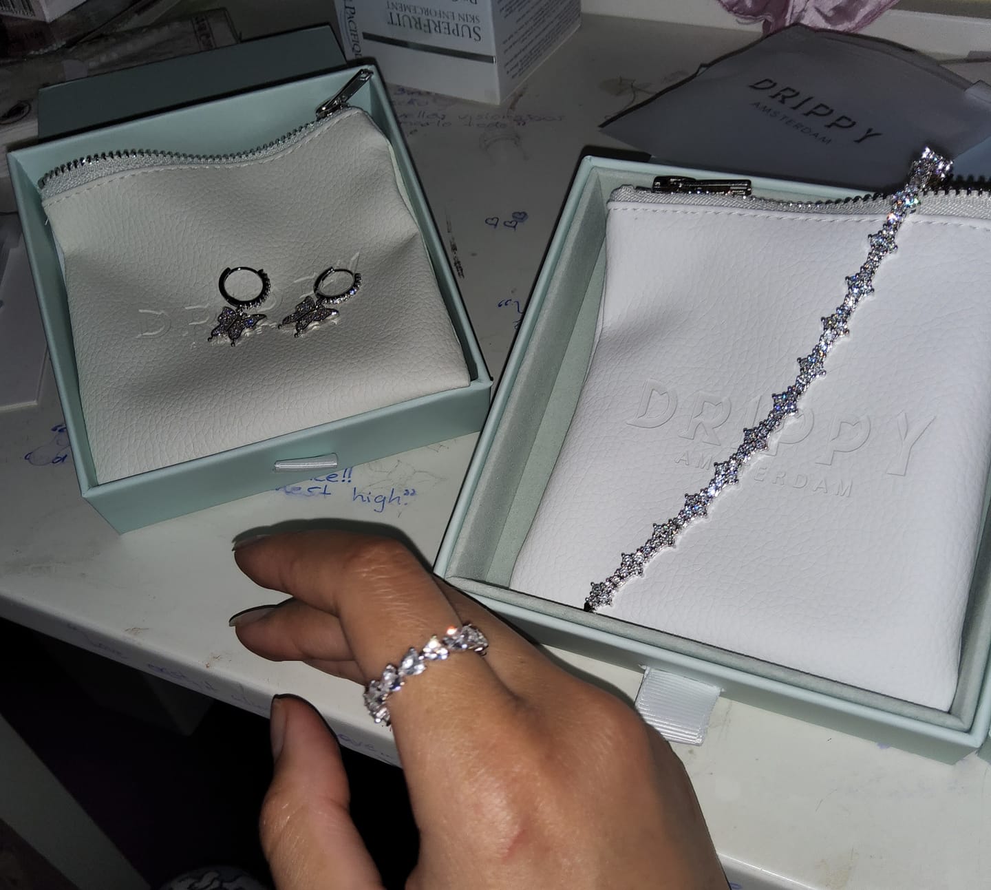 Customer photo review of HONEYCOMB BRACELET. - 3MM WHITE GOLD