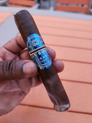 Customer photo review of Robusto Maduro Sampler Pack