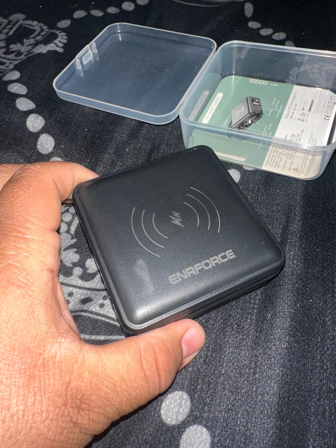 Customer photo review of 4 in 1 Wireless Power Bank Charger