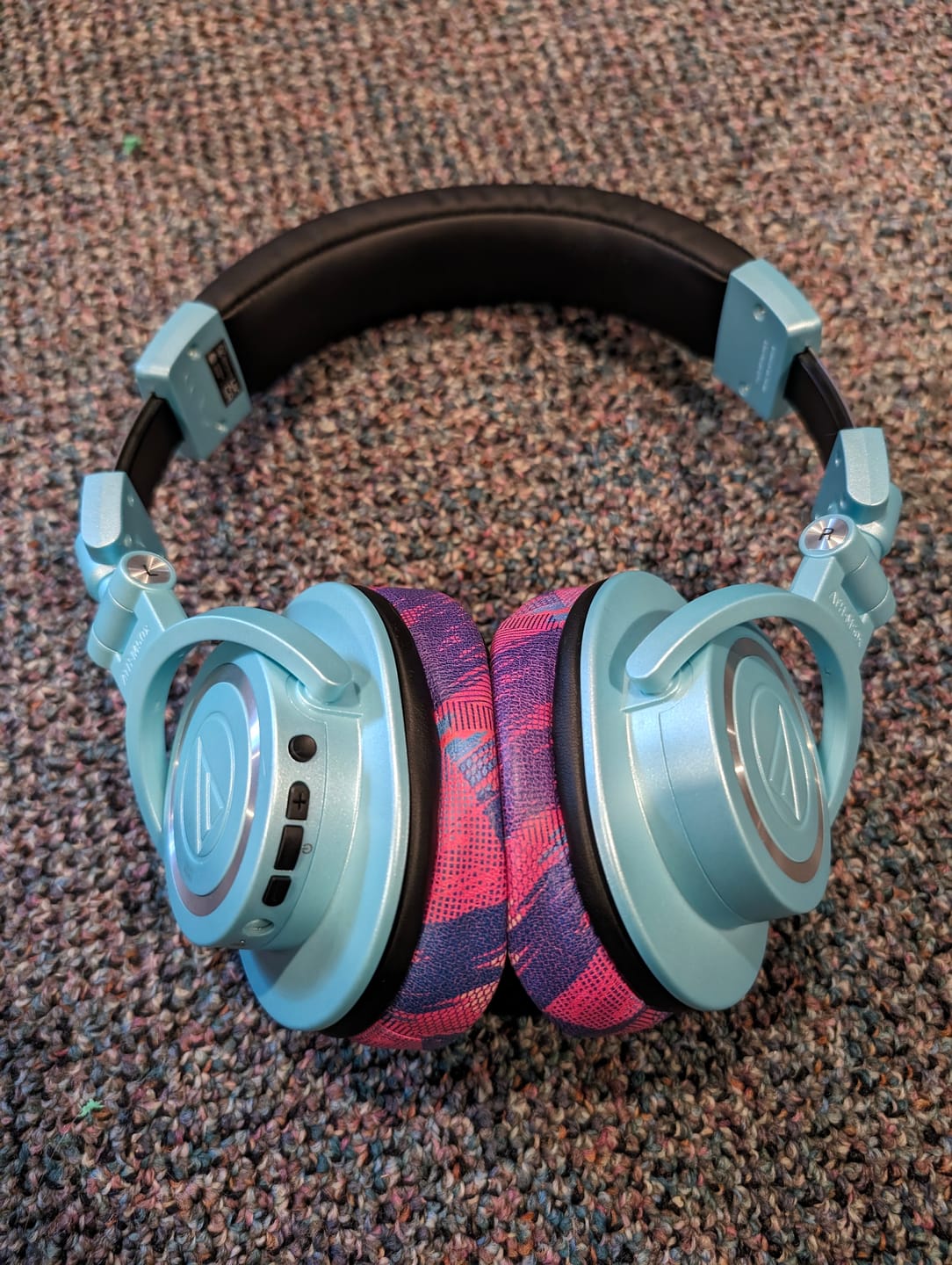 Customer photo review of WC FreeZe - Hybrid Cooling Gel Infused Ear Pads for ATH M50X
