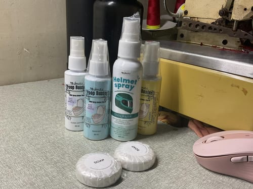 Customer photo review of Mi Amore POOP BUSTER! Toilet Spray, Odor Eliminator, POOP spray before yo go!