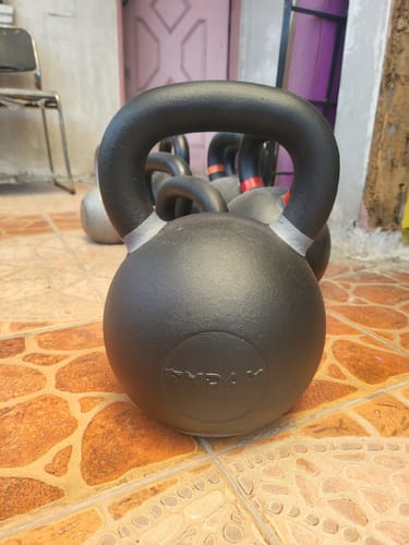 Customer photo review of Tydax Powder Coated Kettlebell
