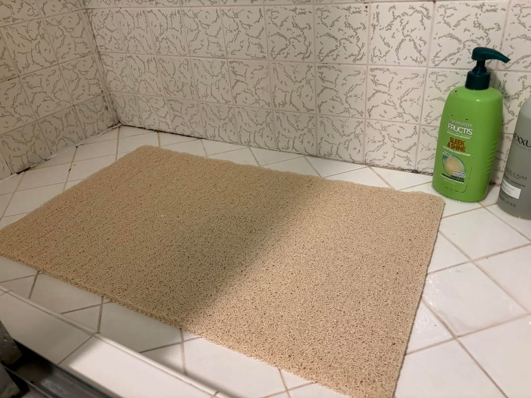 Customer photo review of OZBATH™ Non-Slip Shower Mat - 50% OFF TODAY