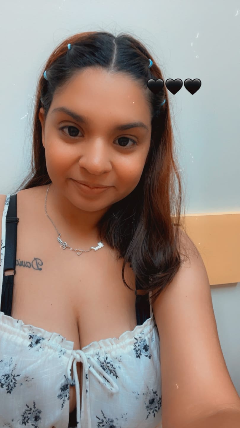 Customer photo review of Heart & Names Custom Necklace