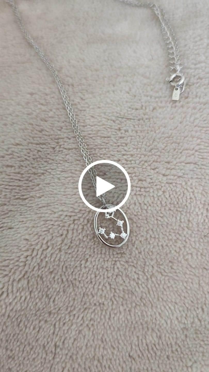 Customer video review of Collar Signos Brillantes