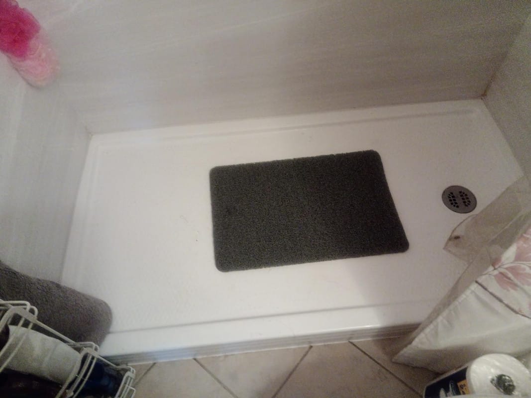 Customer photo review of OZBATH™ Non-Slip Shower Mat - 50% OFF TODAY
