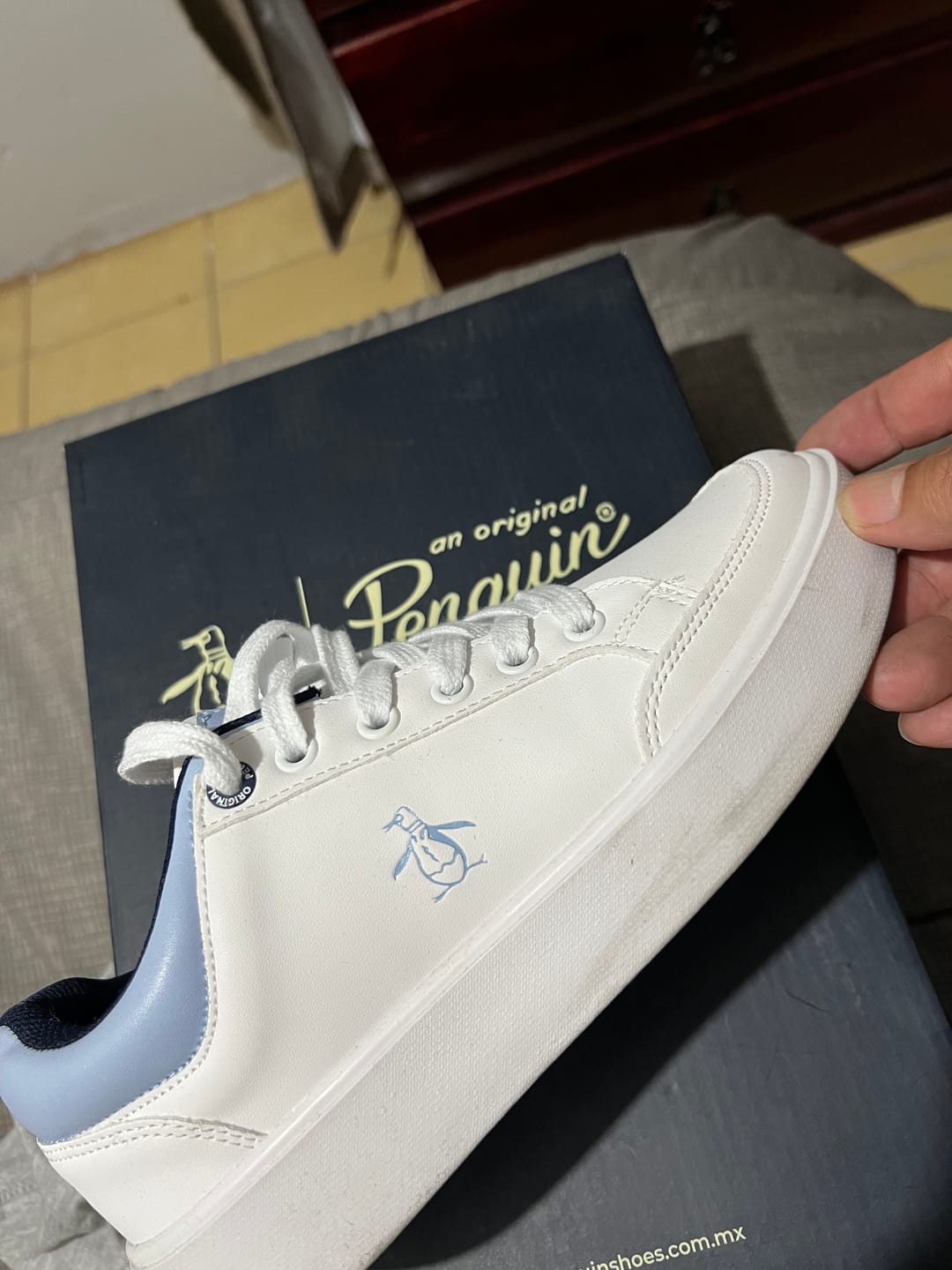 Customer photo review of Tenis Style Janny Blanco Azul