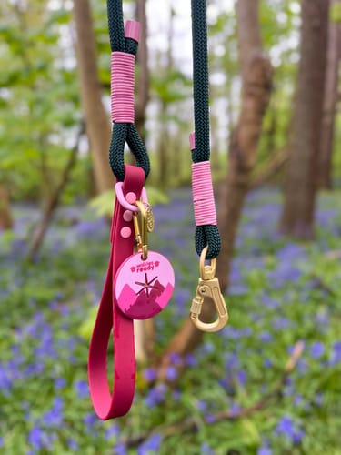 Customer photo review of 4ft Rope Lead - Walkies Ready® Pink/Green