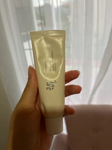 Customer photo review of Relief Sun : Rice + Probiotics (SPF50+ PA++++)