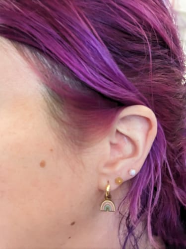 Customer photo review of Gold Huggies