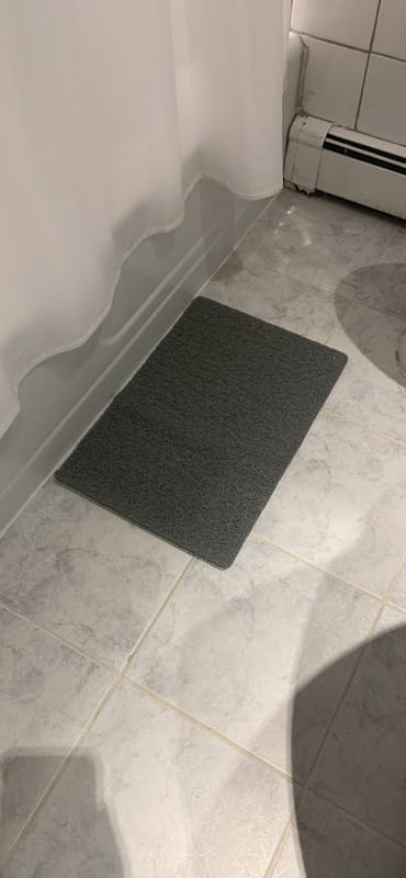 Customer photo review of OZBATH™ Non-Slip Shower Mat - 50% OFF TODAY