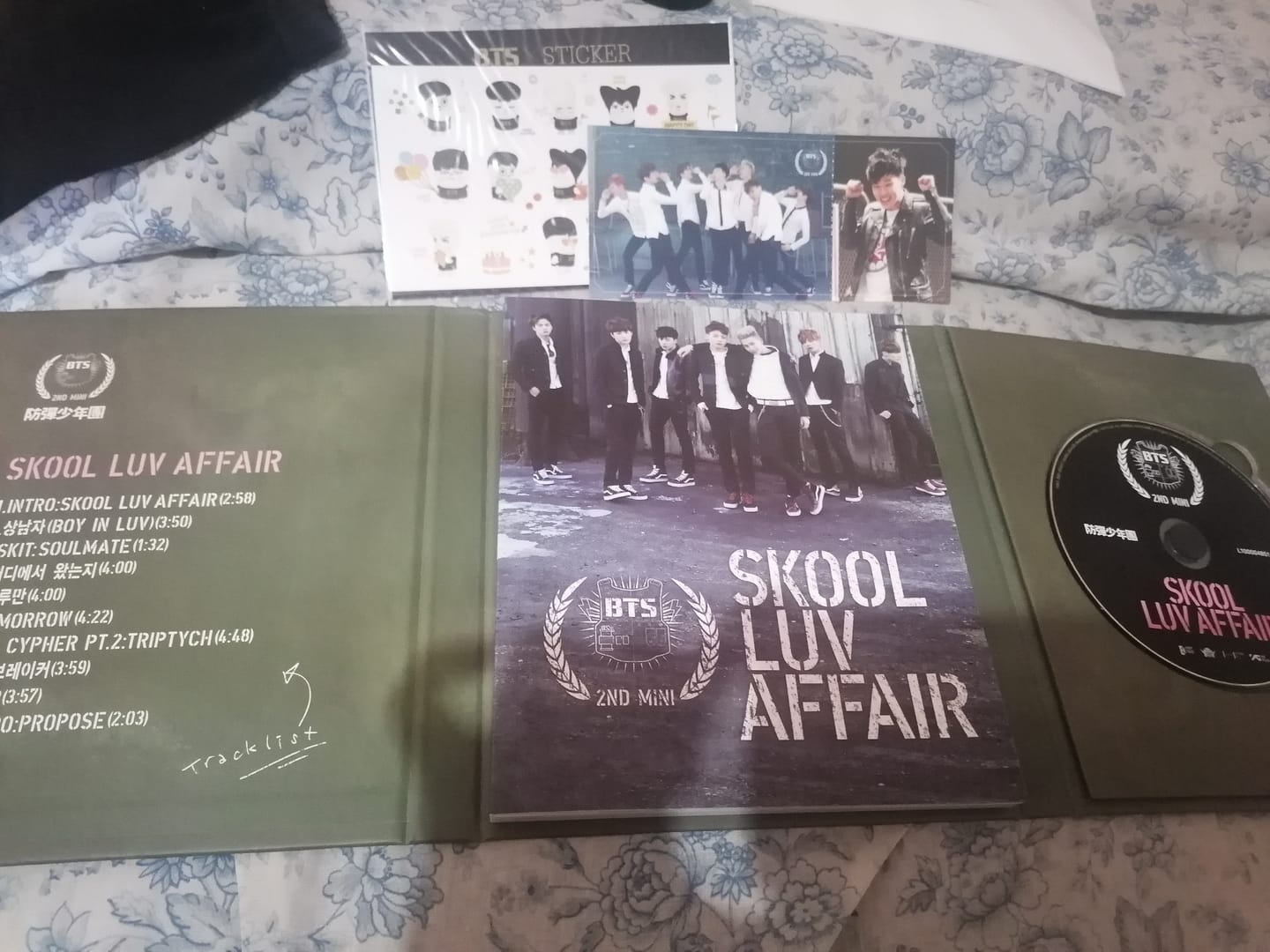 Customer photo review of BTS - 2ND MINI ALBUM SKOOL LUV AFFAIR