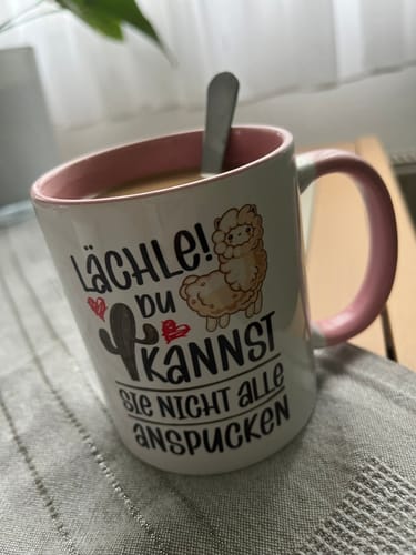 Customer photo review of Lächle Du Kannst Sie Nicht Alle Anspucken Tasse Llama Lama Alpaka Kaffeetasse mit Spruch Lustige Tasse