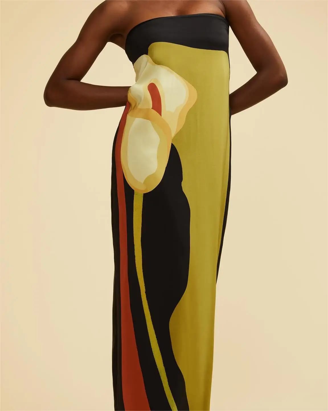 Customer photo review of Robe Longue Confortable et Élégante Sans Bretelles