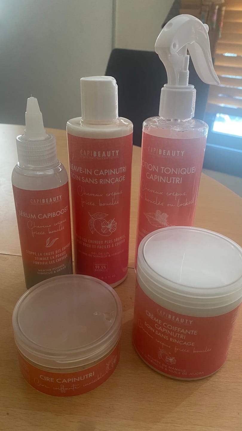 Customer photo review of Sérum Capiboost Hibiscus & Orties 120ml pour la pousse des cheveux bouclés frisés crépus