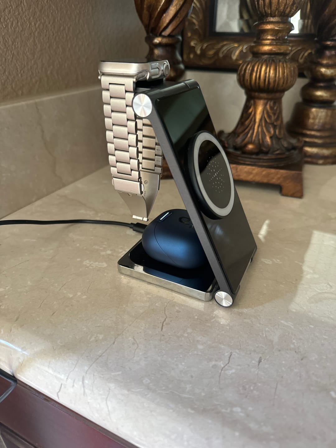 Customer photo review of PASSPORT - WIRELESS CHARGING STATION